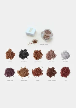 Hot Studio 7 Runway Room Eye Dust