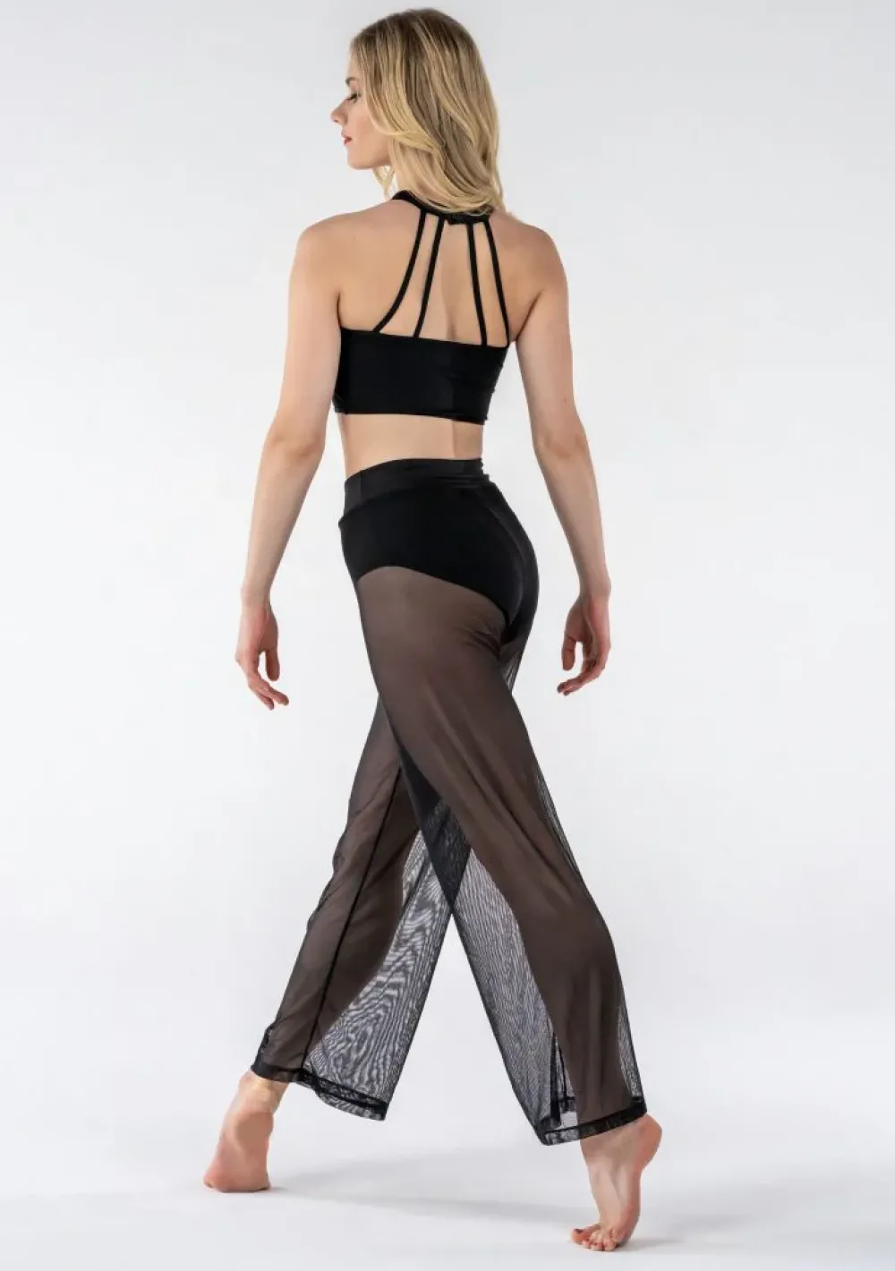Clearance Studio 7 Mesh Performance Crop | Black